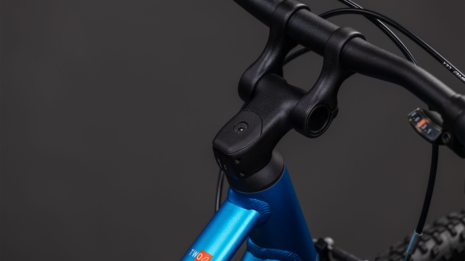 Cube Numove 240 topasblue´n´nebula – Bild 1