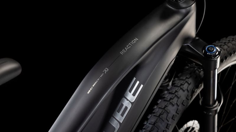 Cube Reaction Hybrid Race 800 Lady black´n´metal