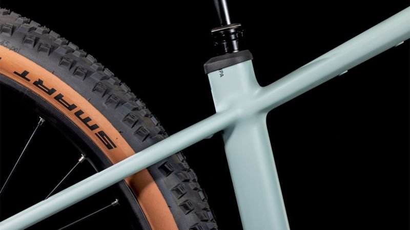 Cube Reaction Hybrid Race 800 desertgreen´n´prism – Bild 4