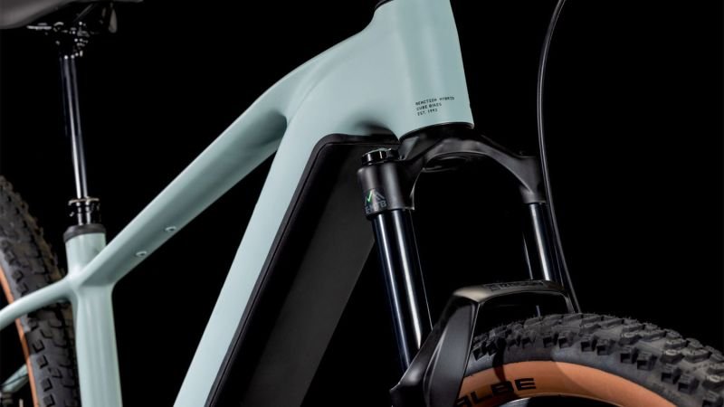 Cube Reaction Hybrid Race 800 desertgreen´n´prism – Bild 5