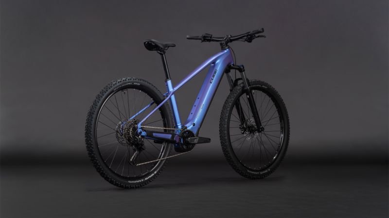 Cube Reaction Hybrid ONE 600 blueiris´n´reflect