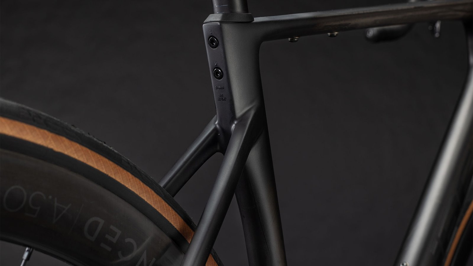 Cube Attain C:62 SLT carbon´n´coalchrome – Bild 5